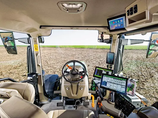 The Drivers Tractor