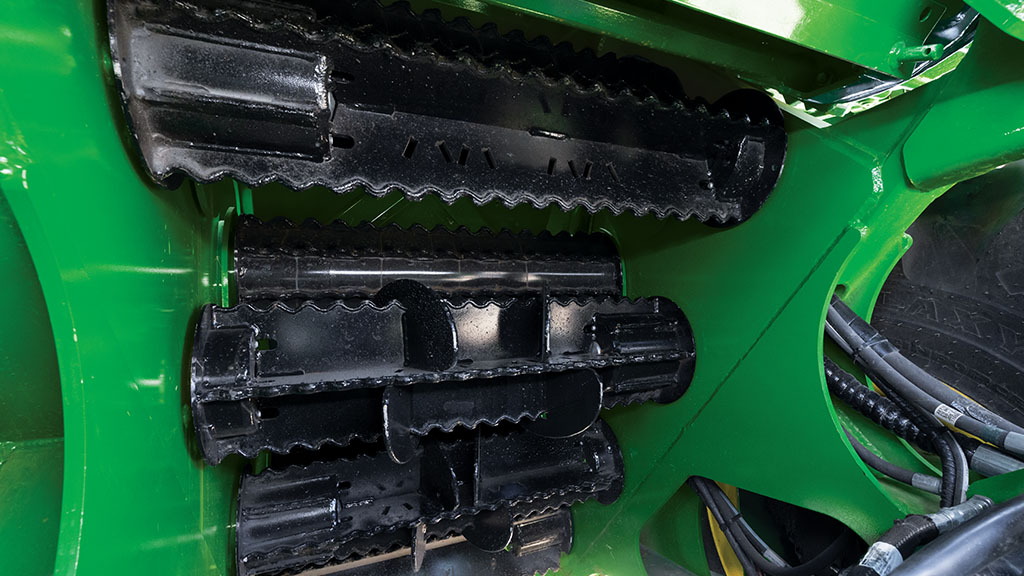 Close-up photo showing the feedroller system and modular chopper in a CH Series Sugar Harvester. Close-up photo showing the feedroller system and modular chopper in a CH Series Sugar Harvester.