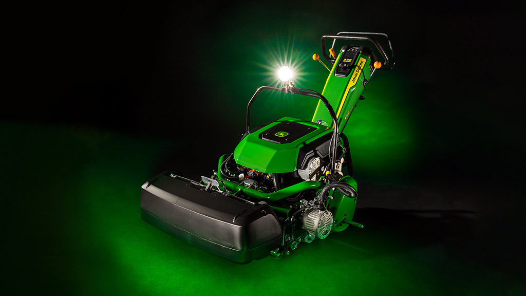 225 E-Cut Electric Walk Greens Mower 225 E-Cut Electric Walk Greens Mower on a black and green background