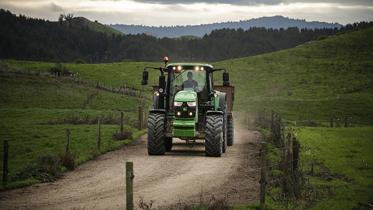 6M Series Tractors